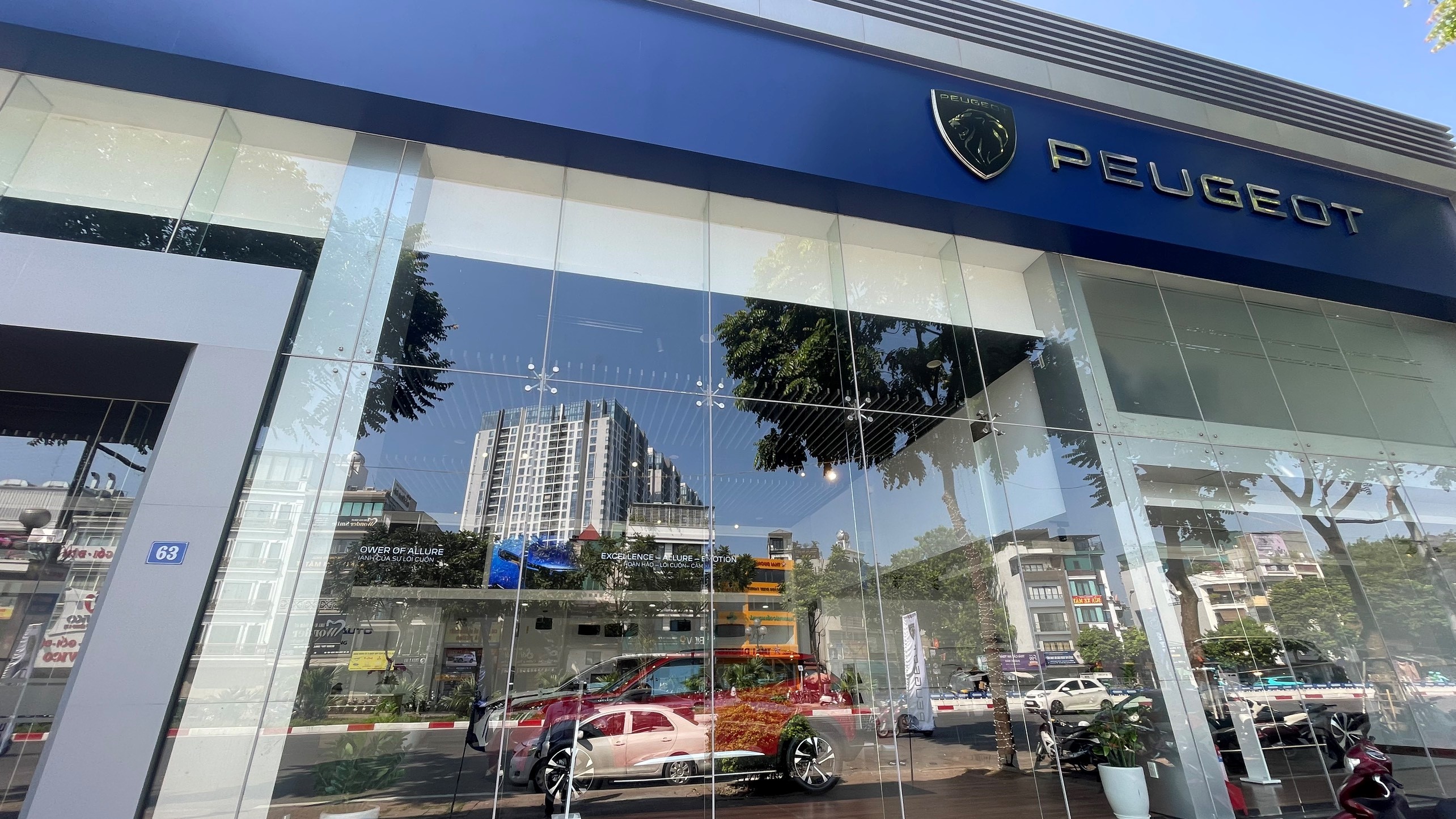 Hà Nội: Đại lý Peugeot Trần Khát Chân